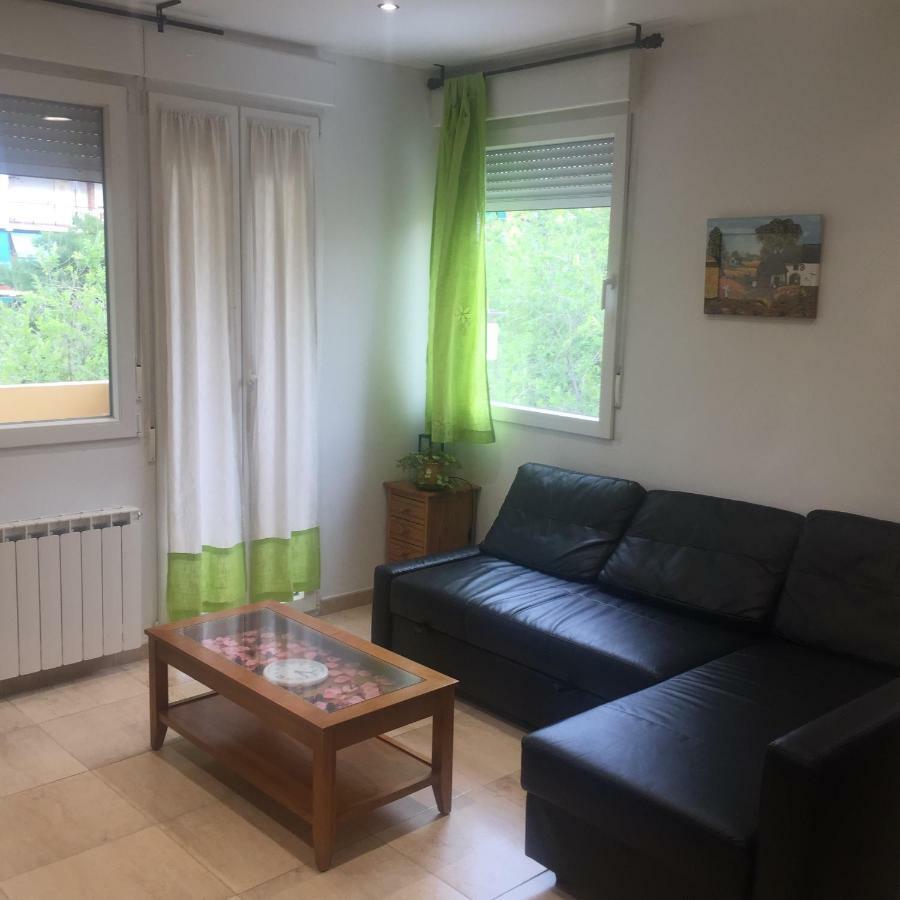 Apartamento Departamento Valera Madrid Exterior foto